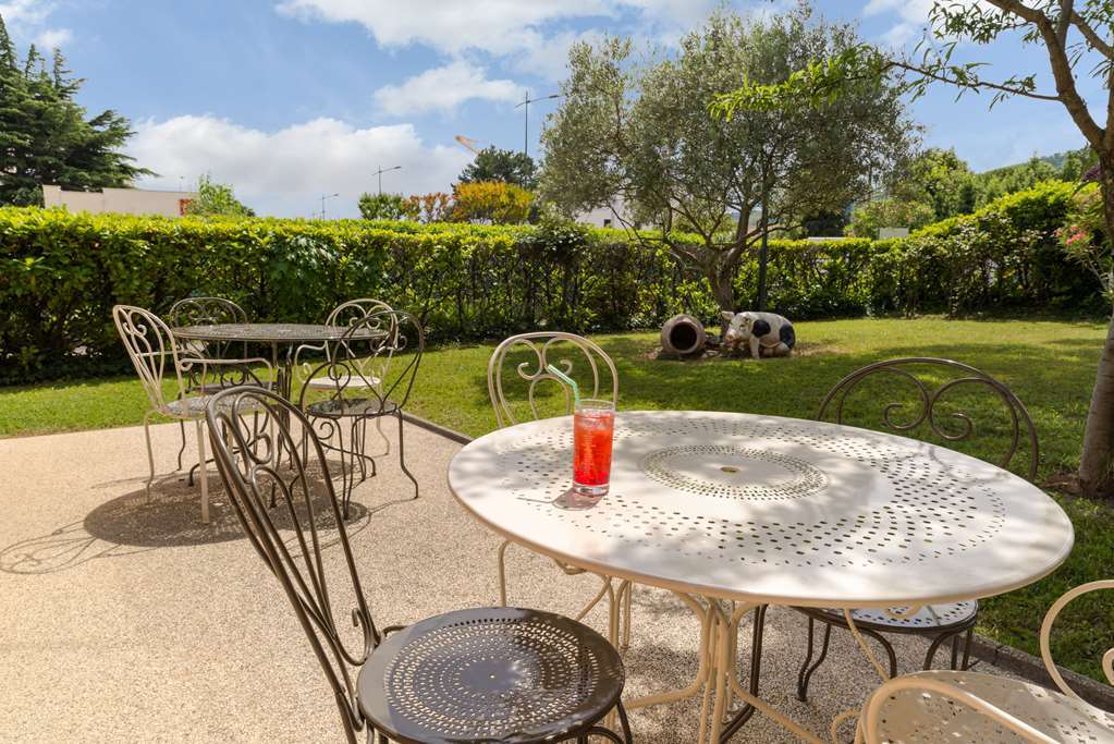 Hotel Les Amandiers Tournon-sur-Rhone Exterior photo
